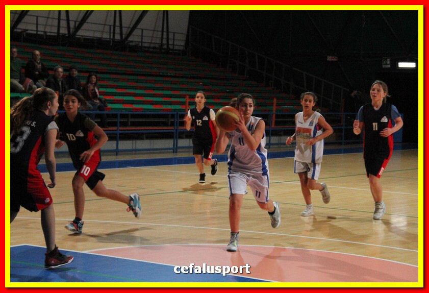 150228 Basket_U13F 101_tn.jpg